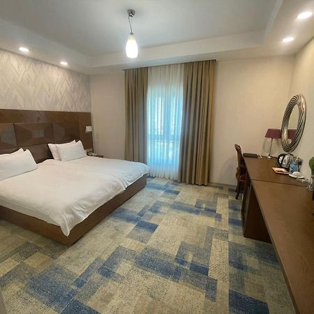 Fiori Hotel เอร์เบล ภายนอก รูปภาพ