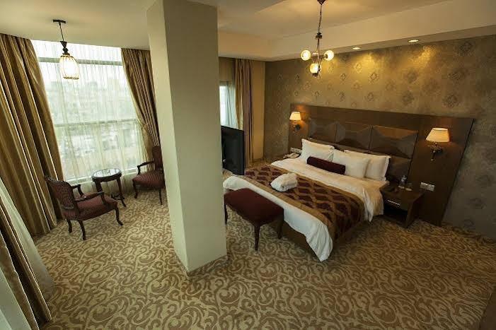 Fiori Hotel เอร์เบล ภายนอก รูปภาพ
