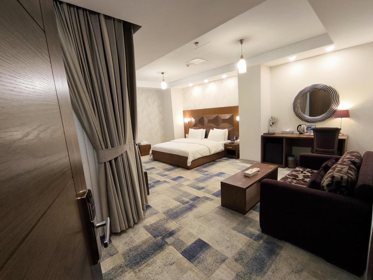 Fiori Hotel เอร์เบล ภายนอก รูปภาพ