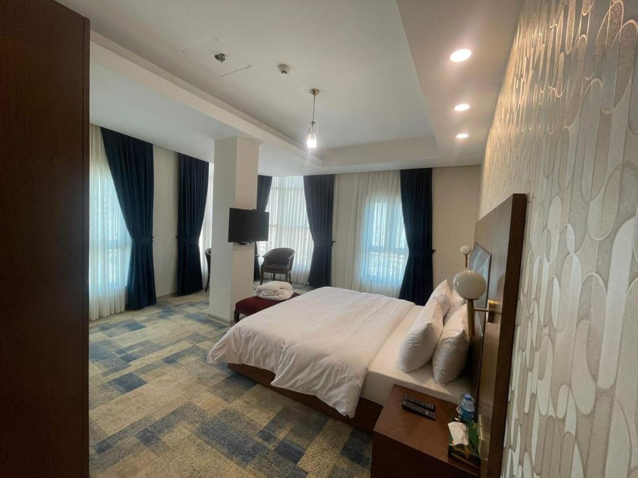 Fiori Hotel เอร์เบล ภายนอก รูปภาพ
