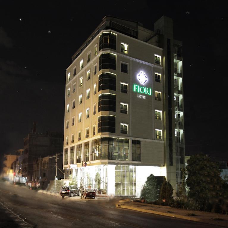 Fiori Hotel เอร์เบล ภายนอก รูปภาพ