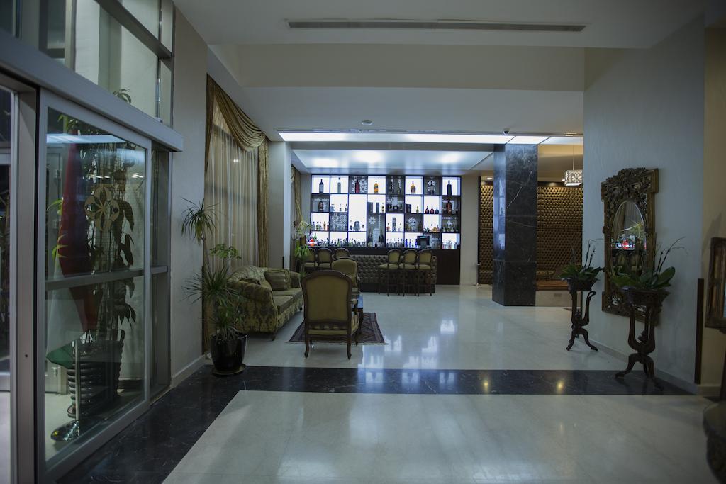 Fiori Hotel เอร์เบล ภายนอก รูปภาพ